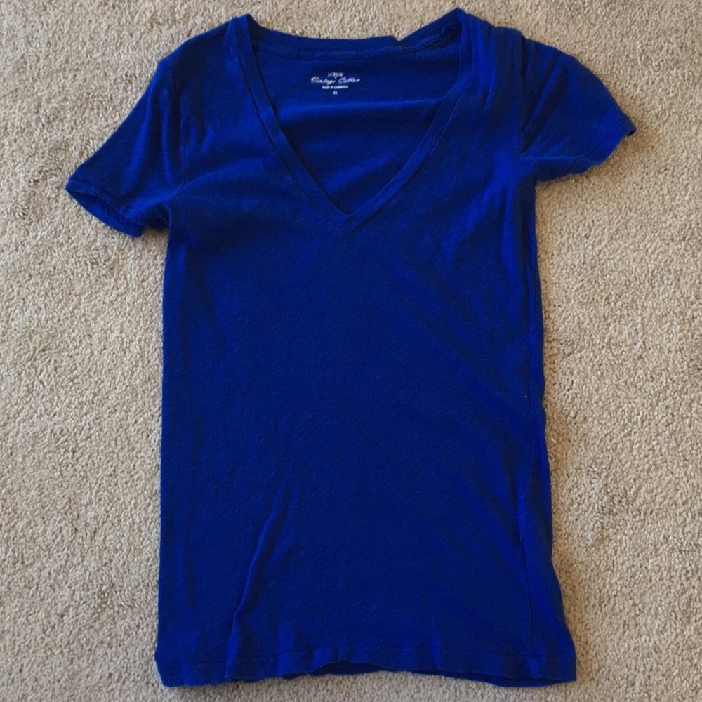 V neck T-shirt